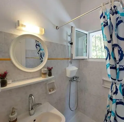 Eleni אגיוס גורדיוס